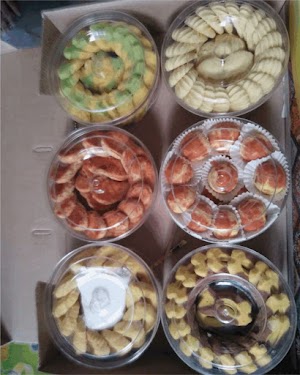Jual Cake Lebaran 1 Paket Isi 6 Jual Cake Lebaran 1 Paket Isi 6