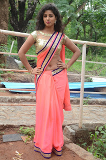 Actress pavani hot stills Actress pavani hot stills