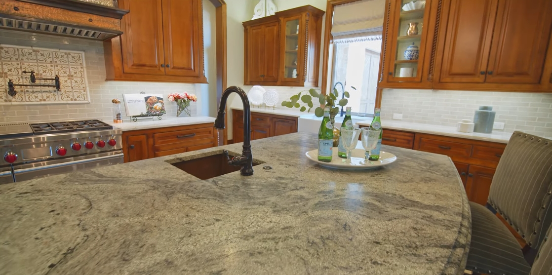 Tour 6817 Amaretto Ct, Plano, TX vs. 35 Interior Design Photos