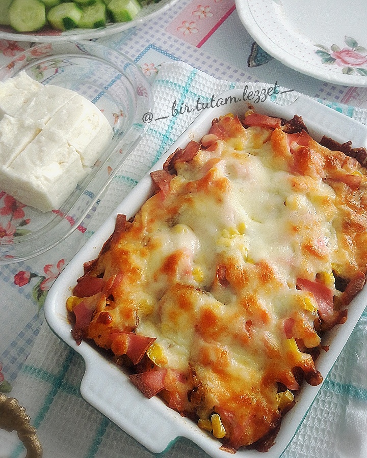 bayat simit pizzası