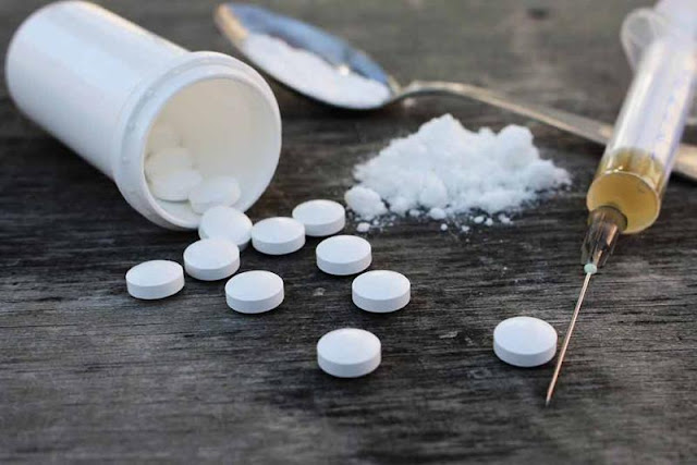 ΣÏλληÏη 29ÏÏÎ¿Î½Î·Ï ÏÏο ÎαÏÏλιο με ηÏÏίνη και ναÏκÏÏικά ÏάÏια