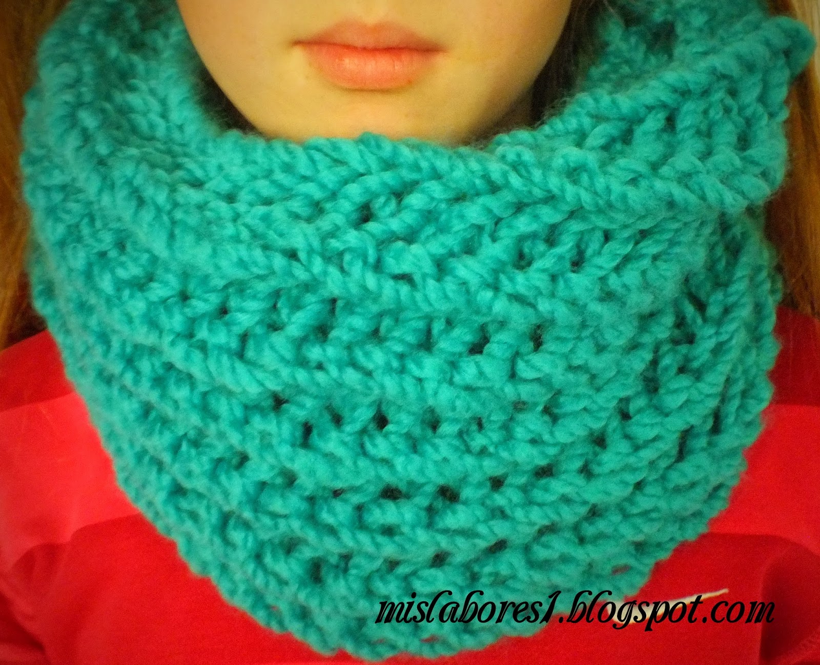 MIS LABORES: CUELLO LANA GORDA