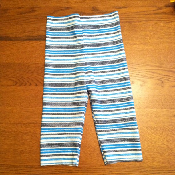 simplemittens TUTORIAL DIY Boys Pajama Pants How to Add Pockets.