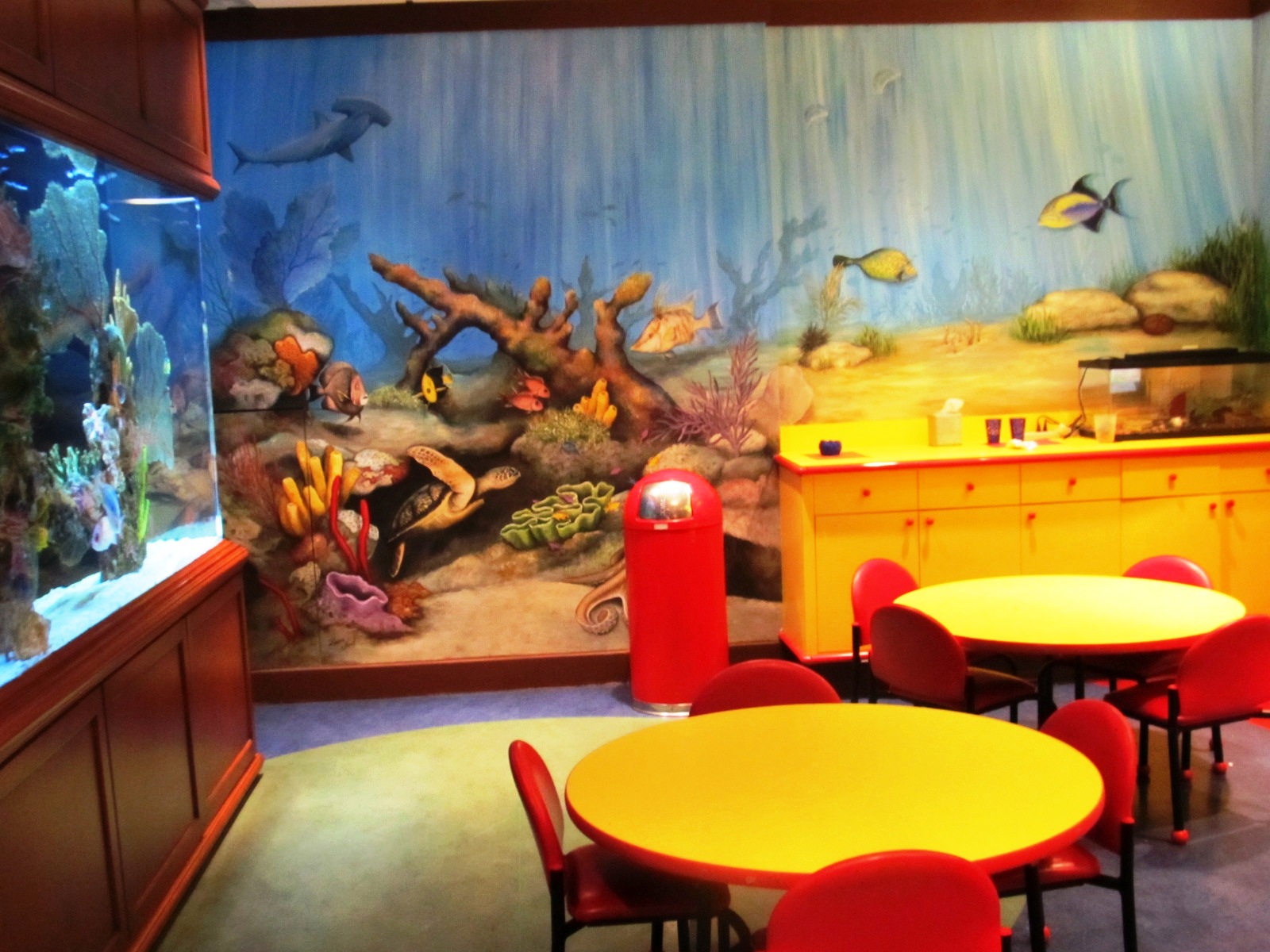 Food and Thrift Italian Restaurant, at the Breakers Hotel