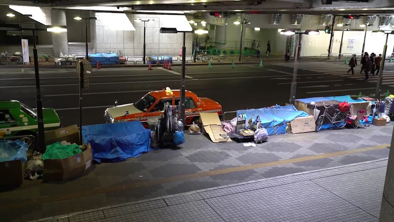 外国人「日本とアメリカのホームレスの違いを専門家に聞いてみた」(海外の反応)