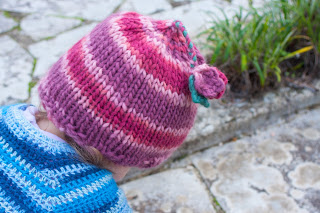 alt="knitting, free knitting pattern, tricot, gorro, instruções passo a passo, karma rosários4, hat"
