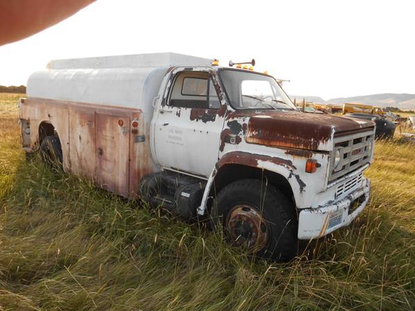 1989 GMC 6500 Tank Truck - Old Truck