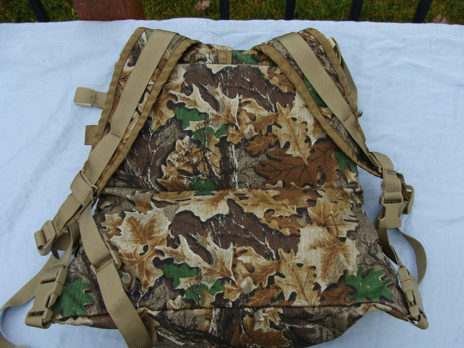 Feature Kreep: eBay find: MR mossy oak daypack lid