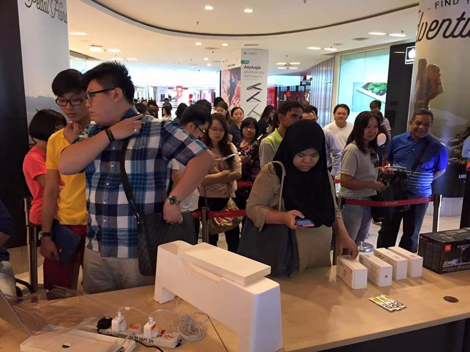 Switch Malaysia Clearance Sale at Queensbay Mall Outlet, Penang