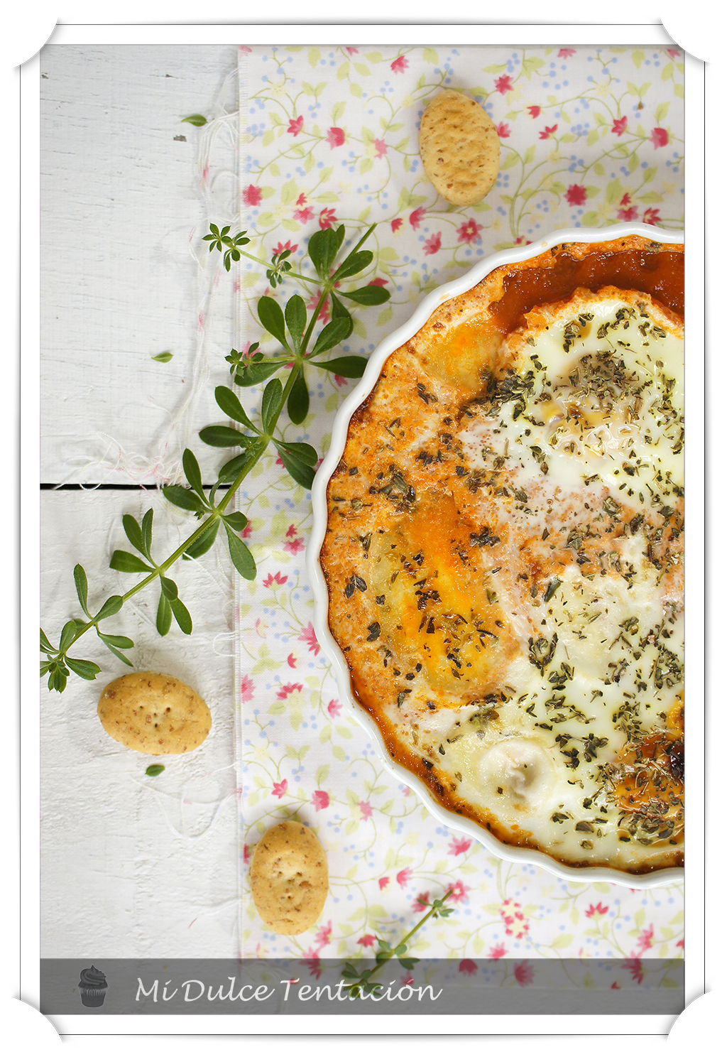 Mi dulce tentación: Cazuela de Huevos con Salsa de Tomate y Mozzarella