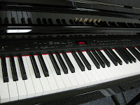 Yamaha CLP440 digital piano polished ebony Yamaha CLP440 digital piano polished ebony