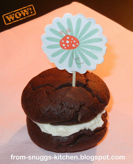 Schoko-Whoopies mit Erdnussbutter