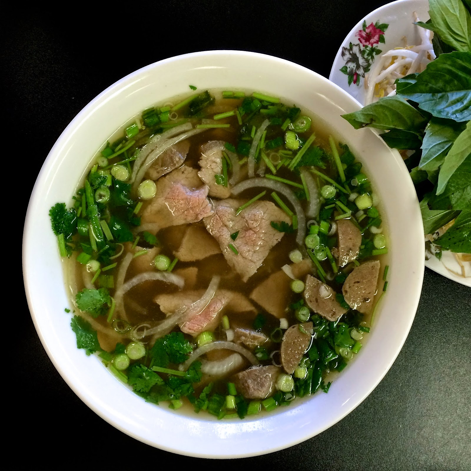 Sa Dec's Pho Tai Bo Vien: Rare Beef & Beef Ball Noodle Soup $8