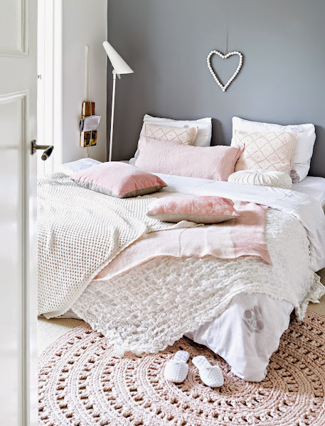 Una decoración en rosa y gris, tonalidades pastel una tendencia deco