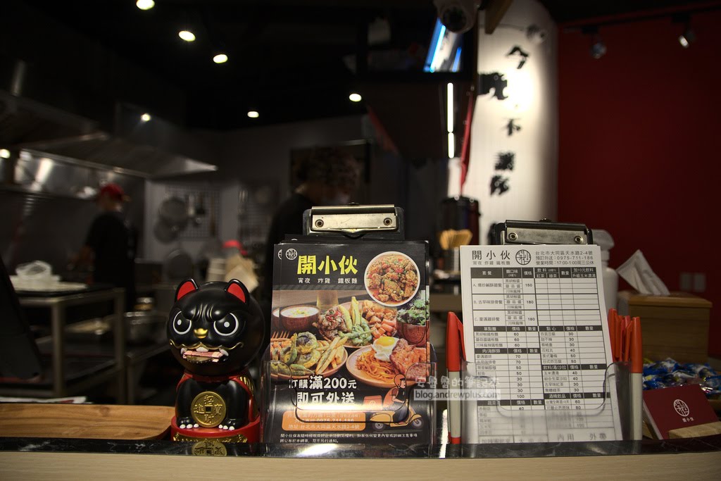 寧夏夜市鹹酥雞,寧夏夜市好吃雞排,建成圓環附近好吃