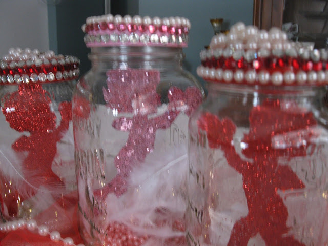 Thelma&rsquo;s Days: Cupid Centerpiece