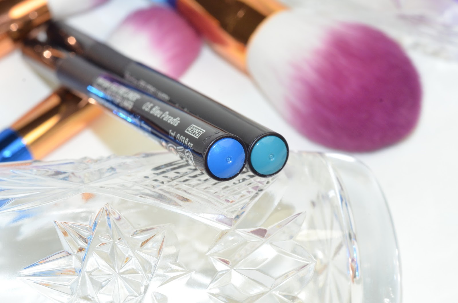 Rysichka Yves Rocher vertyge feutre liner 05 bleu paradis, 06 bleu celadon