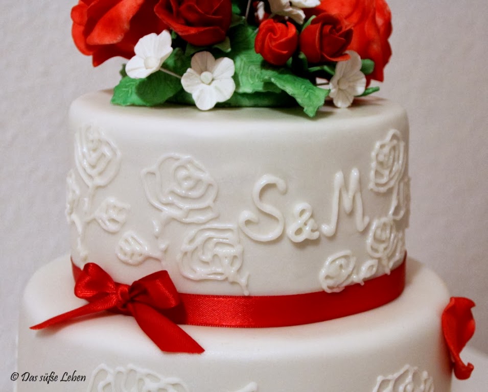 hochzeitstorte rot weiß Das süße leben: august 2013