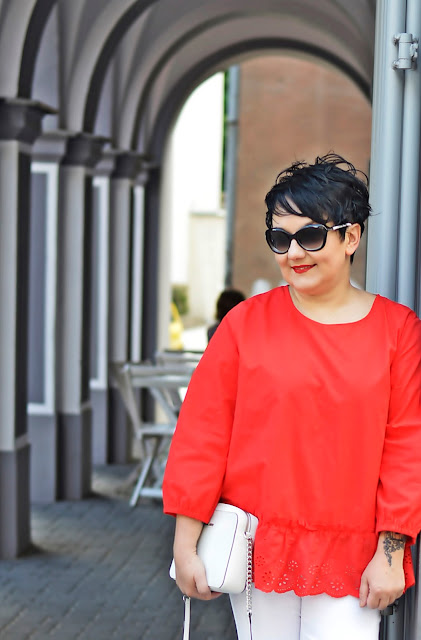 stylizacja%2Bczerwie%25C5%2584%2Bi%2Bbie