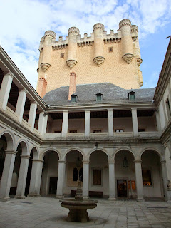 Resultado de imagen de balcon centra alcazar de los reyes segovia