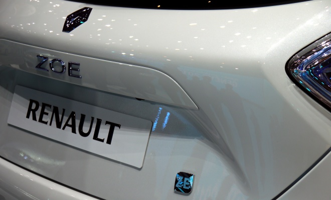 Renault Zoe ZE 2012 hatchback
