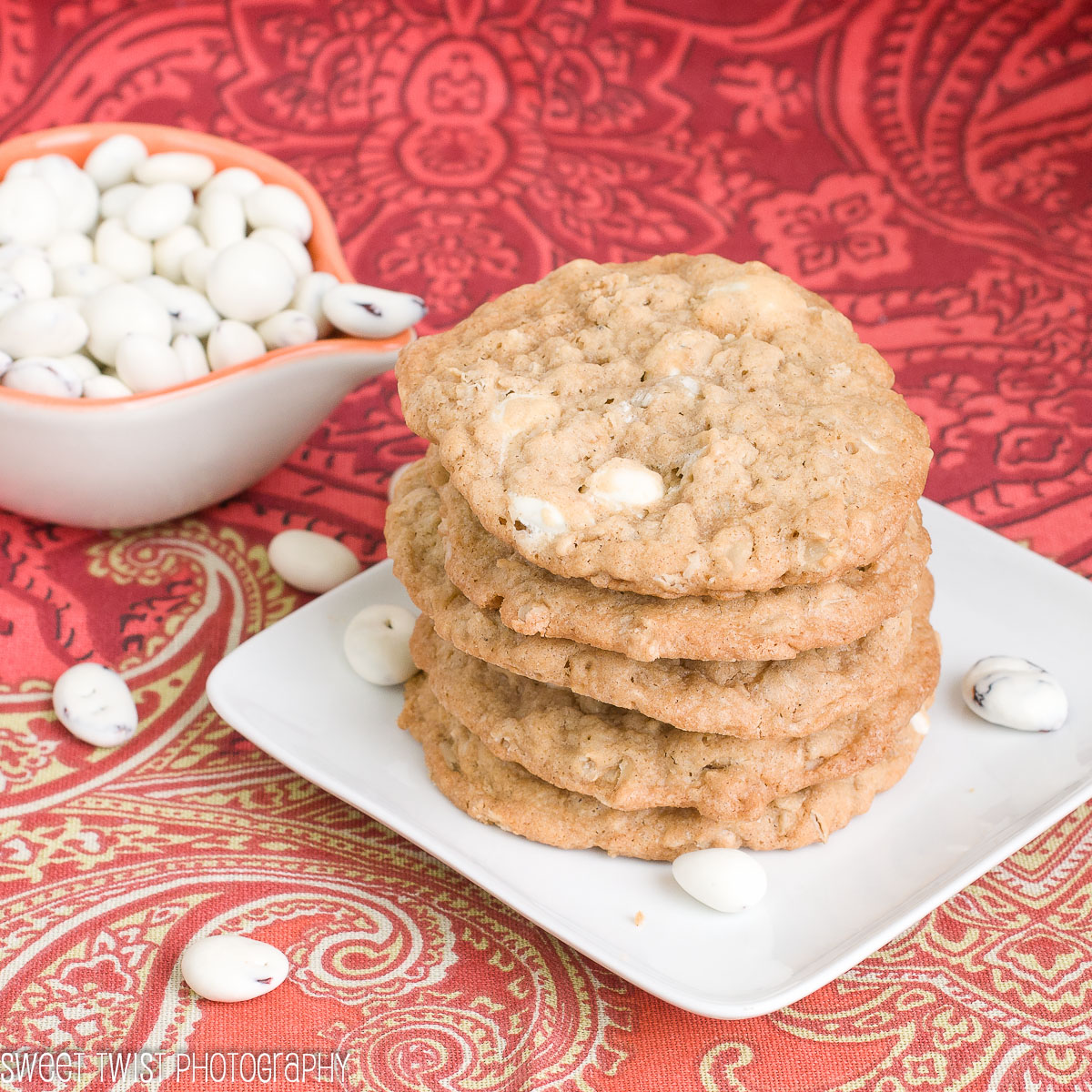 Sweet Twist of Blogging: Oatmeal Yogurt Cranberry Cookies and a GIVEAWAY