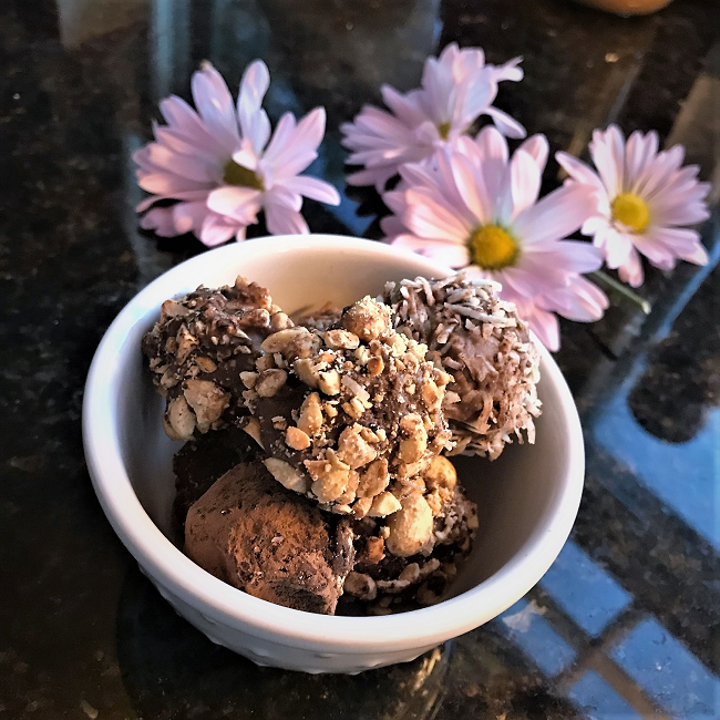 WobiSobi Chocolate, Coconut Fat Bombs.