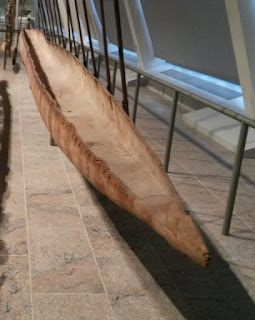Asmat dugout canoe, from the stern