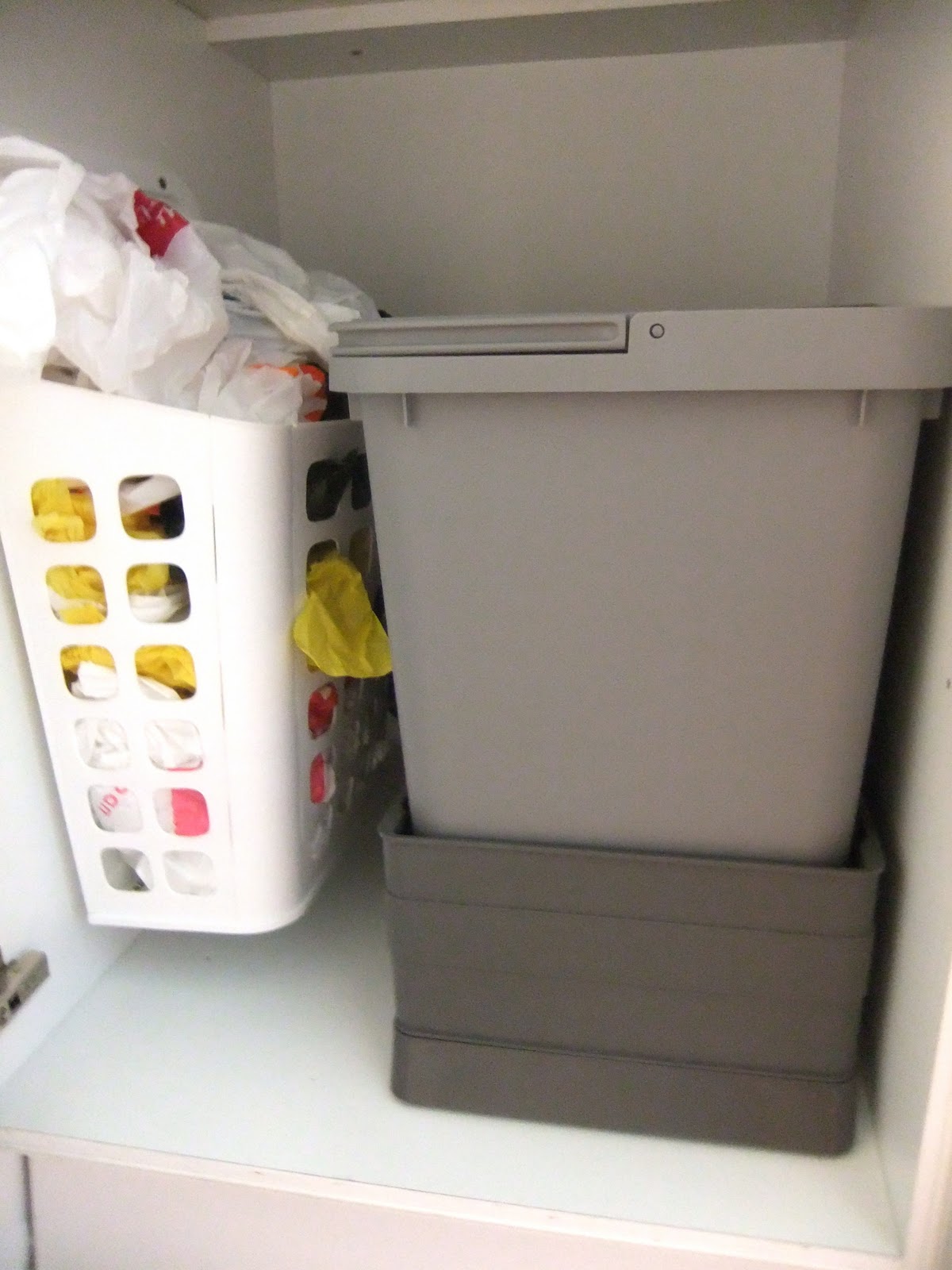 ВАРЬЕРА мусорное ведро ikea
