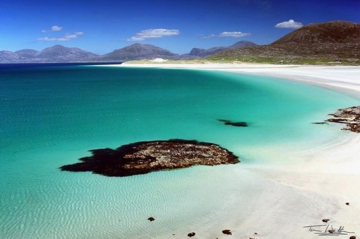 33 Amazing Beaches From Around The World - Luskentyre, Isle of Harris, Scotland 33 Amazing Beaches From Around The World - Luskentyre, Isle of Harris, Scotland