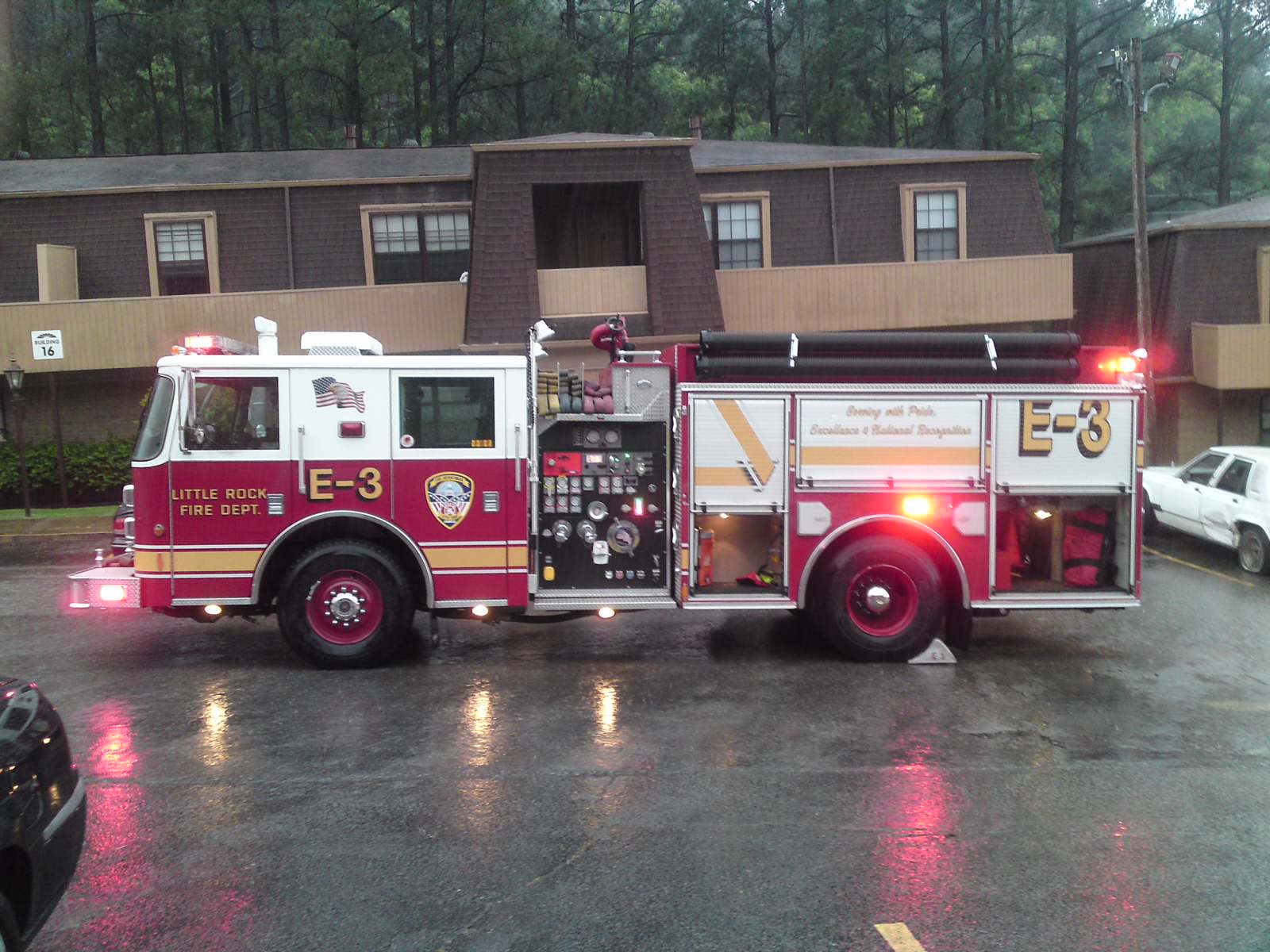 Stage à Little Rock Incendie à Westpark Meadows
