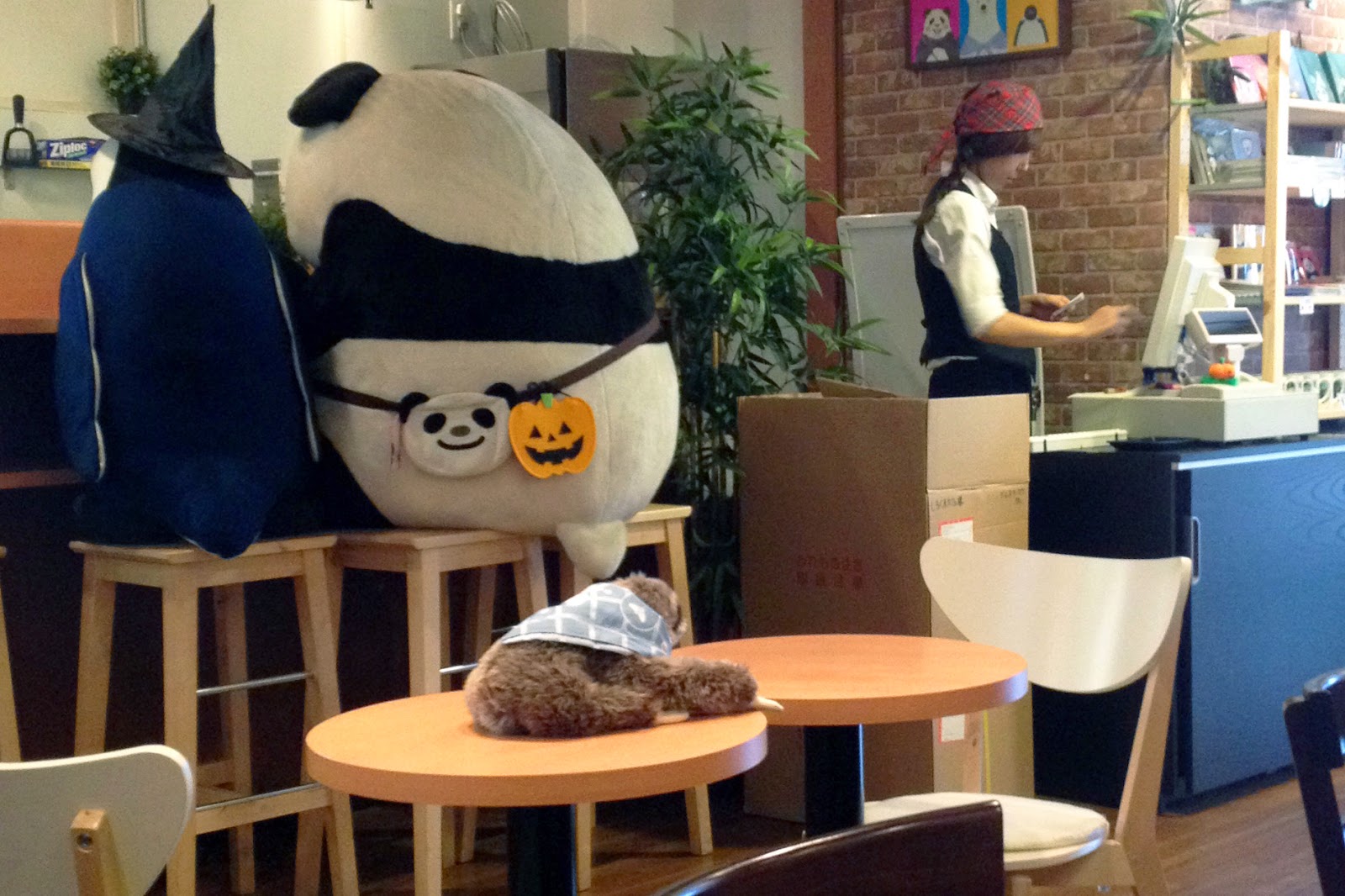 polar bear cafe tokyo