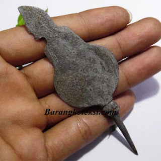 keris semar mesem paling ampuh, cara kerja keris semar mesem, cara menggunakan keris semar mesem lewat bantal, cara menggunakan keris semar mesem tanpa puasa, cara memelet wanita dengan keris semar mesem, cara merawat keris semar mesem, cara merawat keris semar mesem mini, cara menggunakan keris semar mesem untuk memikat wanita, cara menggunakan keris semar mesem rajah, mustika pengasihan ajian pengasihan, jimat pengasihan, mantra pengasihan, semar pelet, keris semar mesem asli, pusaka bertuah, pusaka mistik, barang mistik, barang koleksi, pelet semar mesem