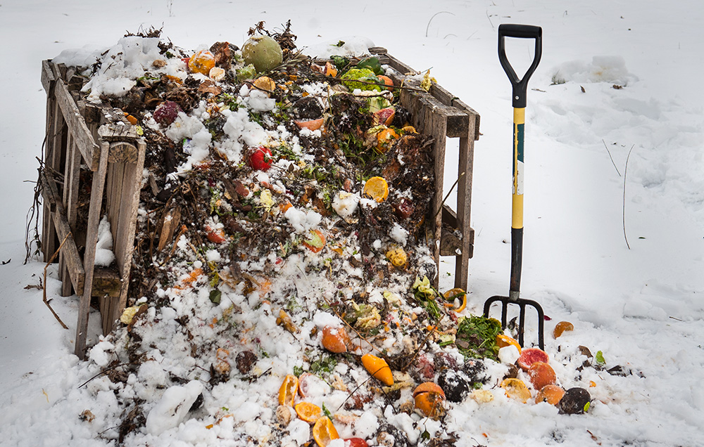 Simple Steps To Composting Through The Coldest Of Winters 101 Gardening
