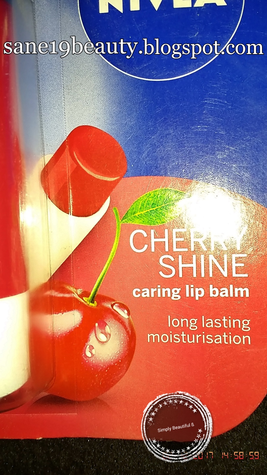 Review of NIVEA caring lip balm for long lasting moisturisation.
