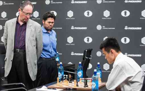 Le Chinois Ding Liren bat l'Israélien Boris Gelfand dans l'ultime ronde du tournoi d'échecs de Moscou - Photo © Max Avdeev Le Chinois Ding Liren bat l'Israélien Boris Gelfand dans l'ultime ronde du tournoi d'échecs de Moscou - Photo © Max Avdeev