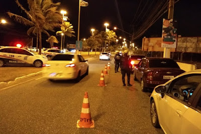 Polícia militar autua 27 motoristas em Operações da Lei Seca neste fim de semana em Aracaju Polícia militar autua 27 motoristas em Operações da Lei Seca neste fim de semana em Aracaju