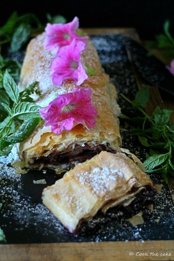 strudel-de-cerezas, cherry-strudel