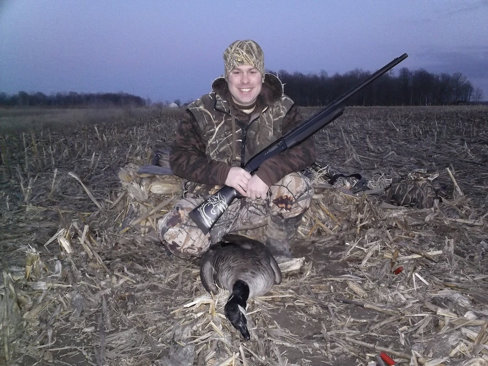 Diary of a madoutdoorsman from INDIANA Still Shootin' Geese