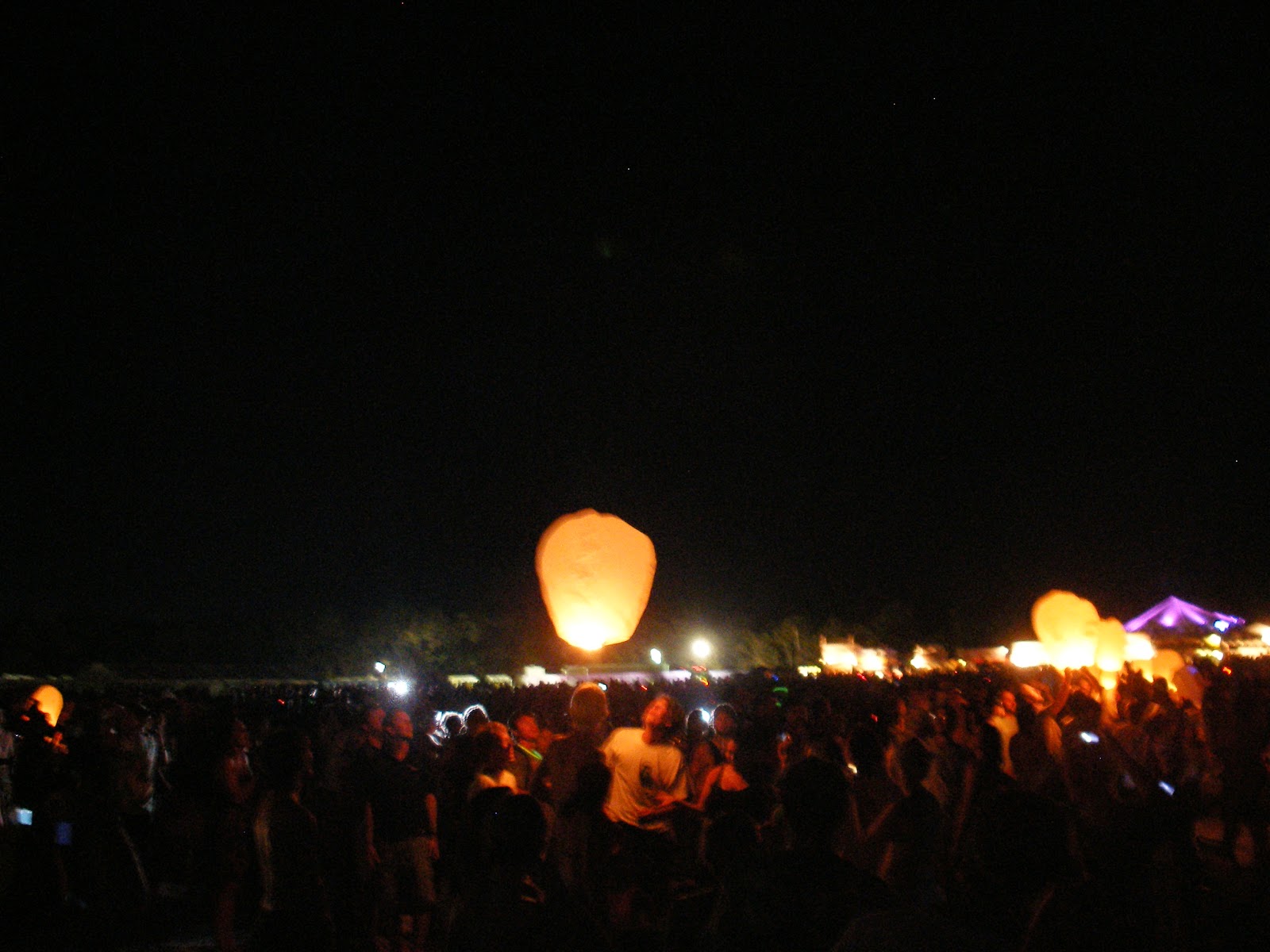 Bonnaroo Chinese lanterns, 2010