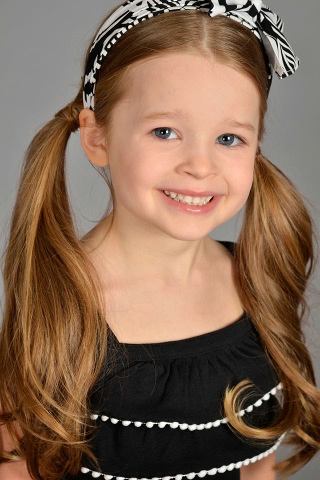 Models us. Models us. Топ100 маленькая модель. Ус дети. Фото на белом фоне общее фото дети.