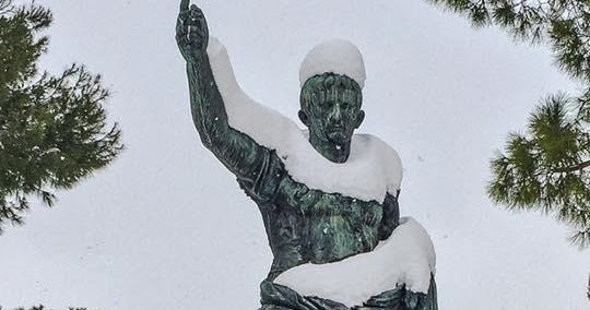 Non Ti.curar Di Loro Ma Guarda E Passa ARISTOCRAZIA EUROPEA: "Non ti curar di loro, ma guarda e passa..."