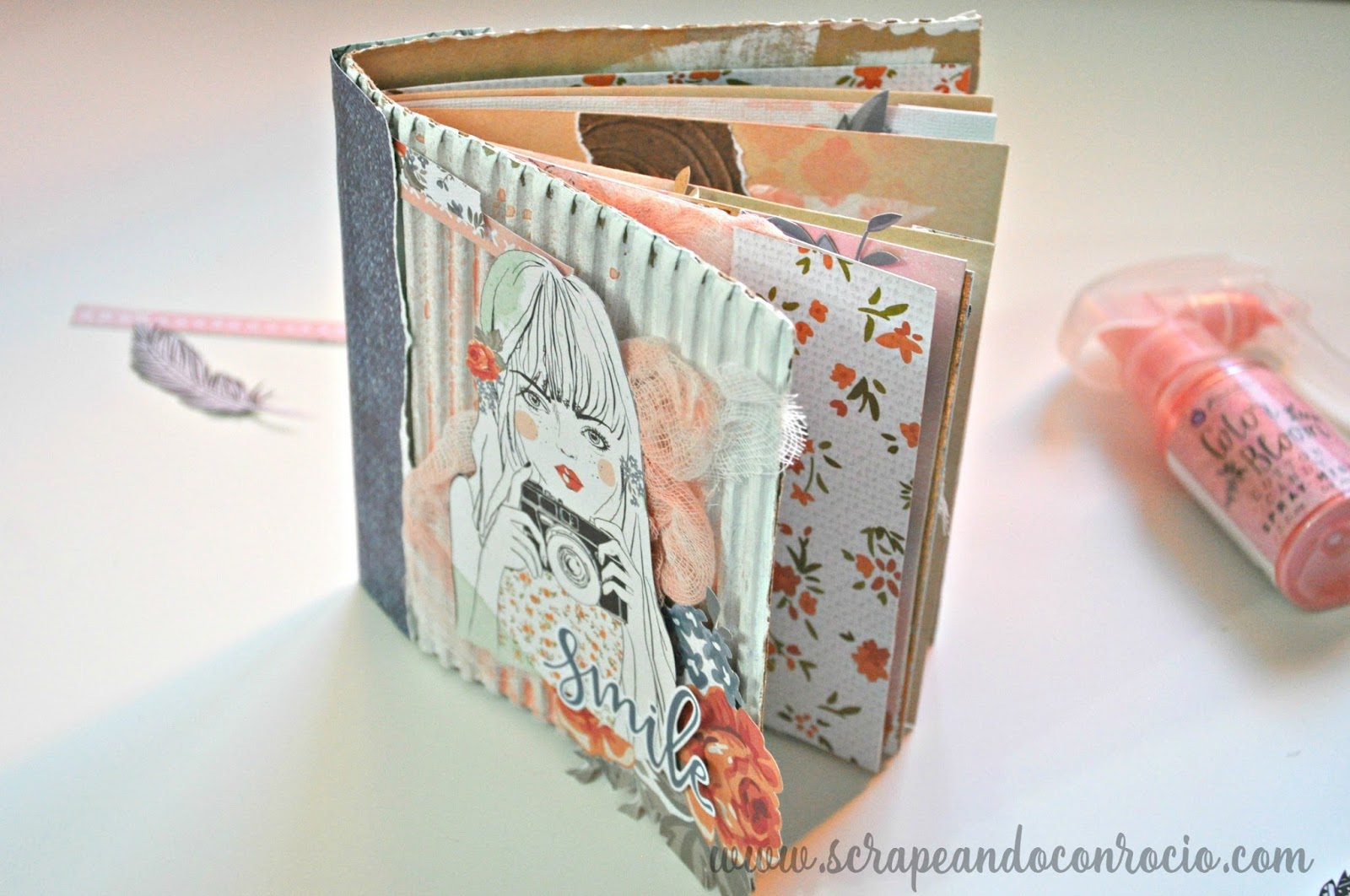 Scrapeando con Rocío Tutorial scrapbooking mini álbum mixed media Boho Dreams con foil Parte 2