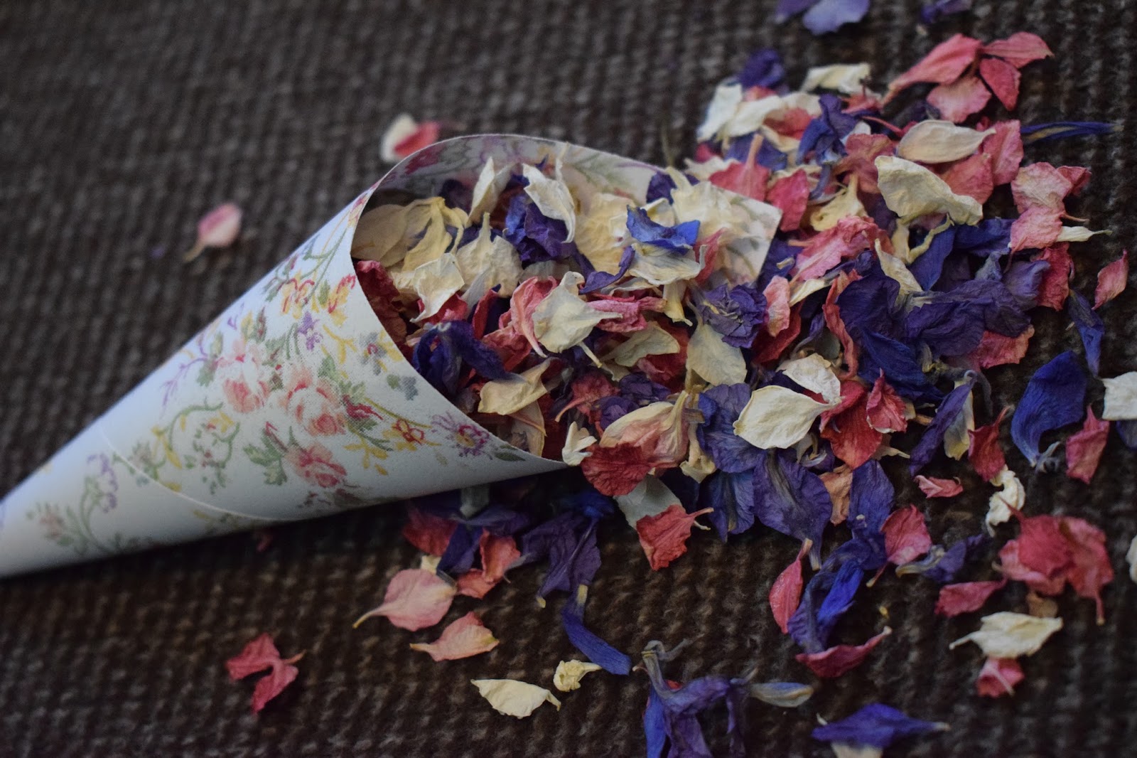 The Real Flower Petal Confetti Company Review Mummy Memories