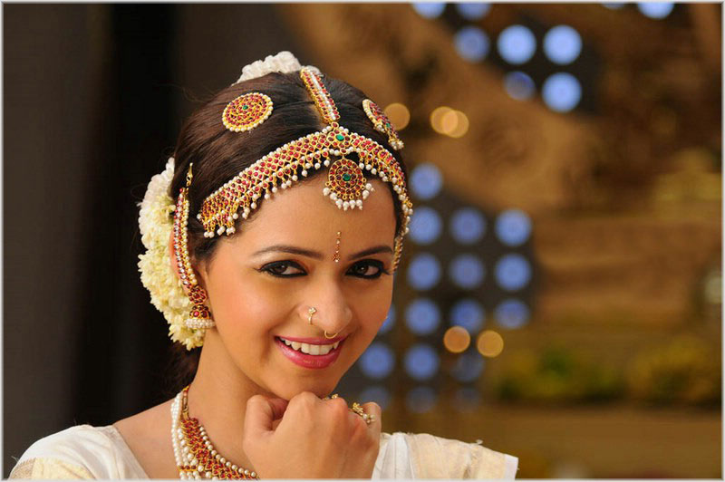 Bhavana-Bharatanatyam-2.jpg