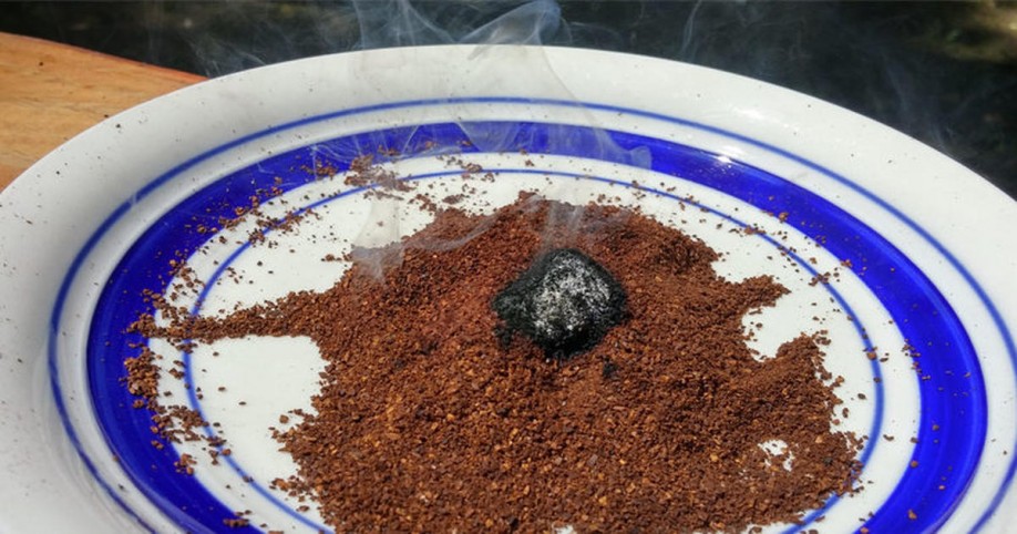 burn coffee mosquito repellent