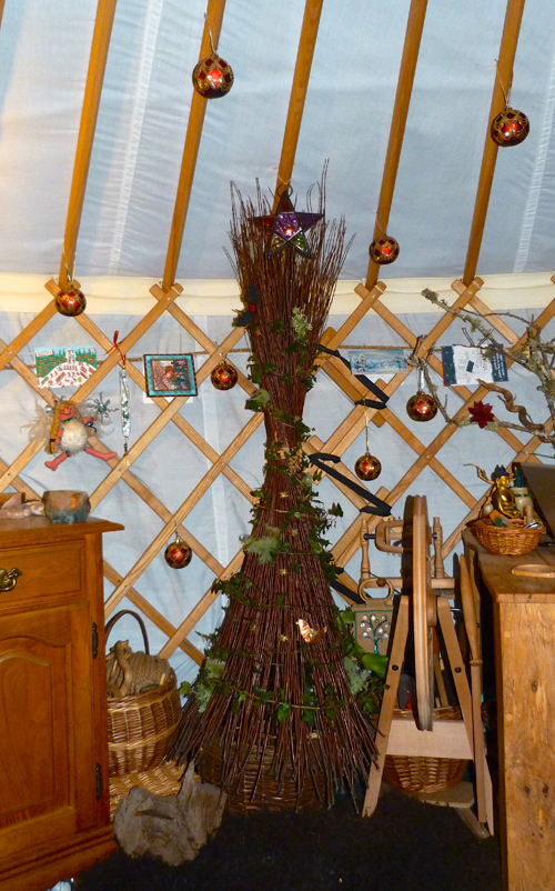 Spindlebrook • nodig • Market Garden Christmas tree! Yule yule yule!