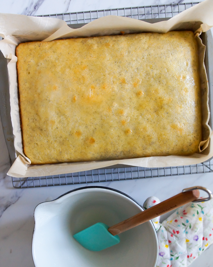 Mary Berry's Lemon Poppy Seed Traybake Bake at 350°