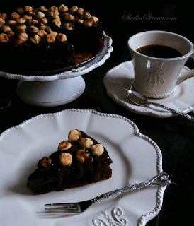 http://www.slodkastrona.com/2014/07/ciasto-nutella-nutella-cake-nigelli.html