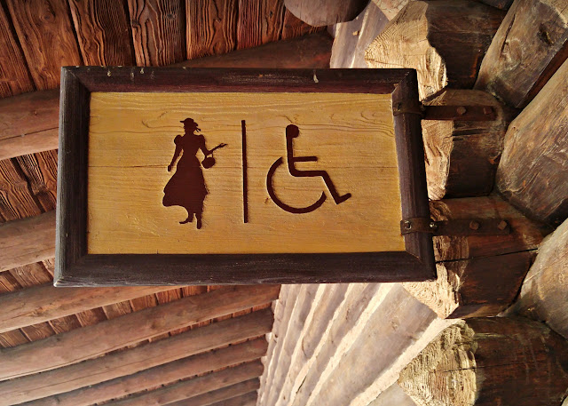 Disneyland Paris restroom signs
